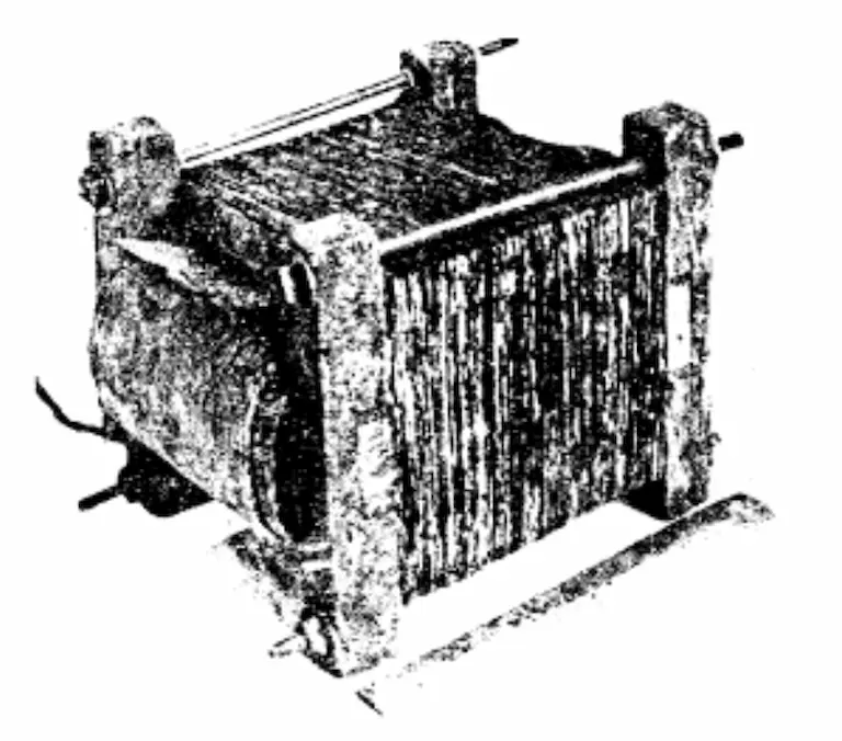 First transformer designed and manufactured by Stanley (1885) 500V 100V